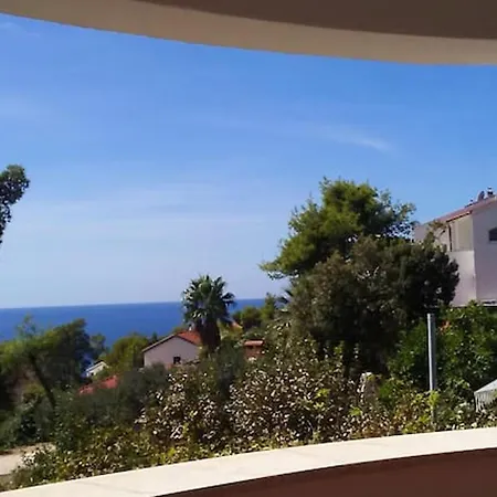 Apartment One Bedroom With Wifi At *