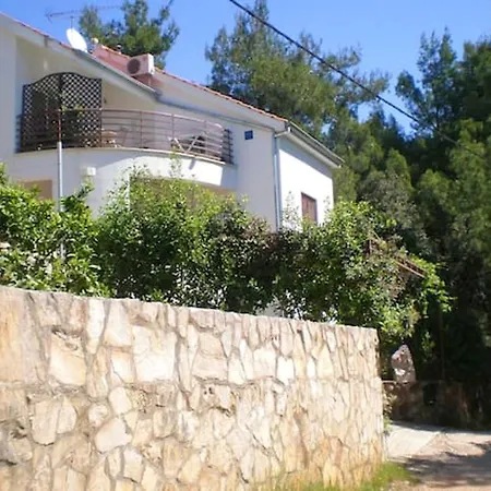 Apartment One Bedroom With Wifi At