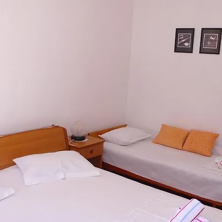 公寓 Apartment Ivan Dolac 伊万多拉克